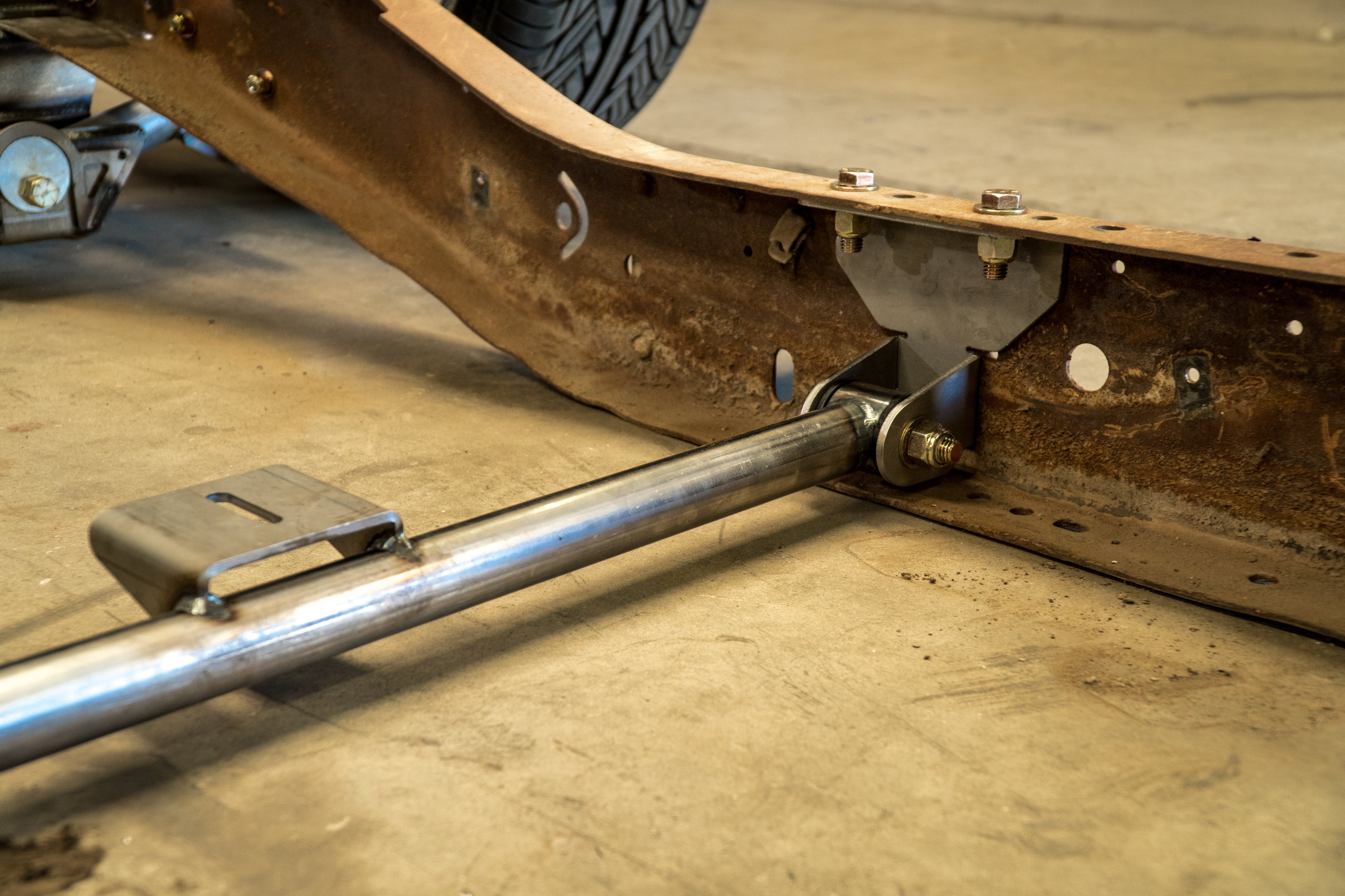 63-87 C10 Tubular Transmission Crossmember